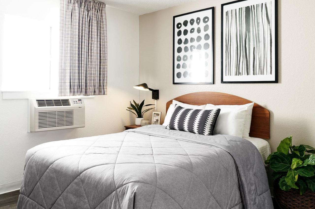 Intown Suites Extended Stay Dallas Tx - Норт-Ричленд-Хиллс Экстерьер фото