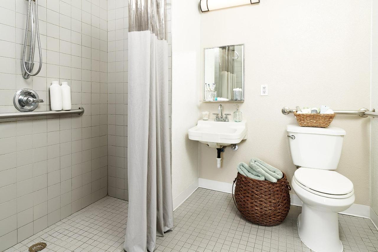 Intown Suites Extended Stay Dallas Tx - Норт-Ричленд-Хиллс Экстерьер фото